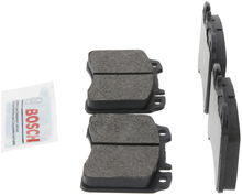 Charger l'image dans la galerie, BE561 Blue Semi-Metallic Brake Pads Bosch Canada