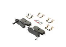 Load image into Gallery viewer, BE567H Blue Semi-Metallic Brake Pads with Hardware Bosch Canada