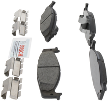 Load image into Gallery viewer, BE632H Blue Ceramic Brake Pads with Hardware Bosch Canada