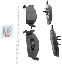 Load image into Gallery viewer, BE650H Blue Semi-Metallic Brake Pads with Hardware Bosch Canada