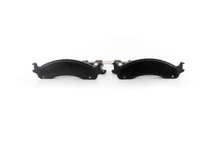 Load image into Gallery viewer, BE655H Blue Semi-Metallic Brake Pads with Hardware Bosch Canada
