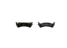 Load image into Gallery viewer, BE667AH Blue Semi-Metallic Brake Pads with Hardware Bosch Canada