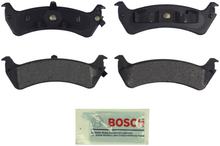 Charger l'image dans la galerie, BE667 Blue Ceramic Brake Pads Bosch Canada
