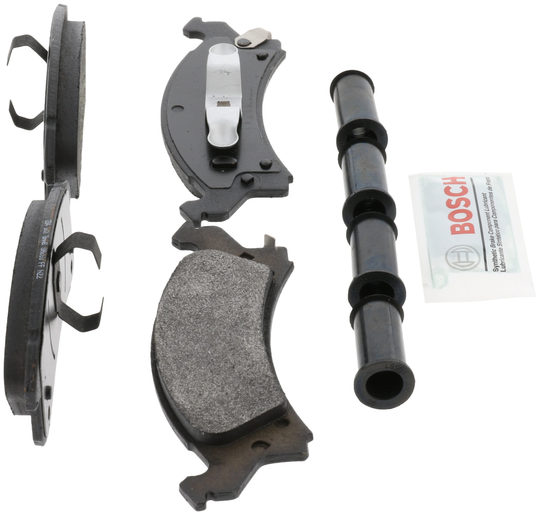 BE673H Blue Semi-Metallic Brake Pads with Hardware Bosch Canada