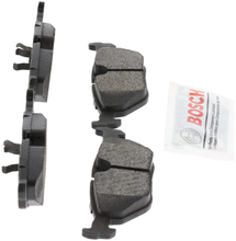 Charger l'image dans la galerie, BE692 Blue Ceramic Brake Pads Bosch Canada