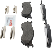 Load image into Gallery viewer, BE758H Blue Semi-Metallic Brake Pads with Hardware Bosch Canada