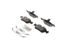 Load image into Gallery viewer, BE781H Blue Semi-Metallic Brake Pads with Hardware Bosch Canada