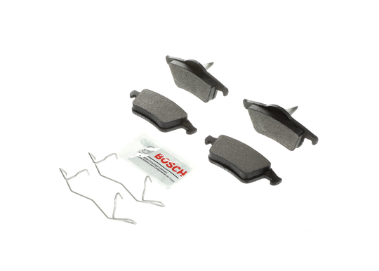 BE795H Blue Semi-Metallic Brake Pads with Hardware Bosch Canada