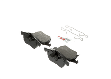 Load image into Gallery viewer, BE819H Blue Semi-Metallic Brake Pads with Hardware Bosch Canada