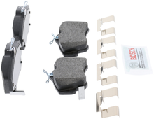 Load image into Gallery viewer, BE841H Blue Semi-Metallic Brake Pads with Hardware Bosch Canada