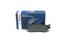 Load image into Gallery viewer, BE897H Blue Semi-Metallic Brake Pads with Hardware Bosch Canada