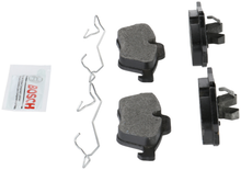 Load image into Gallery viewer, BE939H Blue Semi-Metallic Brake Pads with Hardware Bosch Canada