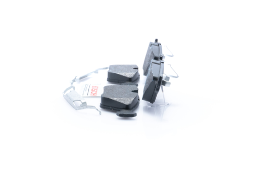 BE946H Blue Semi-Metallic Brake Pads with Hardware Bosch Canada