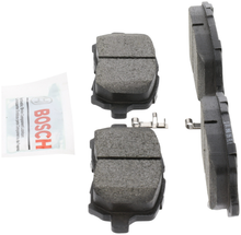 Charger l'image dans la galerie, BE956 Blue Ceramic Brake Pads Bosch Canada