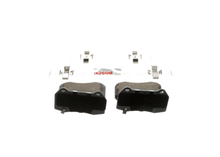 Charger l'image dans la galerie, BE960H Blue Ceramic Brake Pads with Hardware Bosch Canada