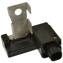 Load image into Gallery viewer, BSC100 Standard Import Battery Current Sensor Standard Import Canada