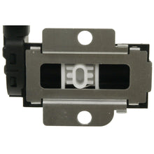 Charger l'image dans la galerie, BST106 Standard Ignition Brake Pedal Travel Sensor Standard Ignition Canada