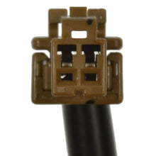 Load image into Gallery viewer, BTL132 Standard Ignition Center High Mount Stop Light Standard Ignition Canada