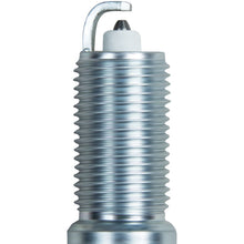 Charger l'image dans la galerie, 3032 Platinum Power Spark Plug Champion Spark Plug Canada