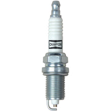 Charger l'image dans la galerie, 434 Copper Plus Spark Plug Champion Spark Plug Canada