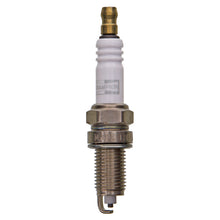 Charger l'image dans la galerie, 450 Copper Plus Spark Plug Champion Spark Plug Canada