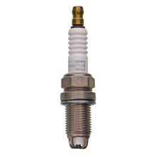 Charger l'image dans la galerie, 460 Copper Plus Spark Plug Champion Spark Plug Canada