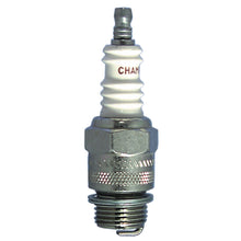 Charger l'image dans la galerie, 555 Copper Plus Spark Plug Champion Spark Plug Canada