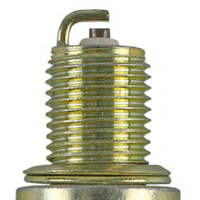 Charger l'image dans la galerie, 706 Copper Plus Spark Plug Champion Spark Plug Canada