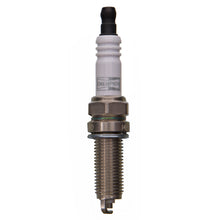 Charger l'image dans la galerie, 800 Copper Plus Spark Plug Champion Spark Plug Canada