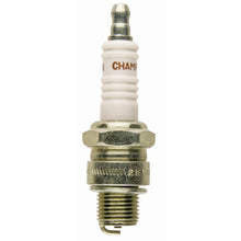 Charger l'image dans la galerie, 821 Copper Plus Spark Plug Champion Spark Plug Canada