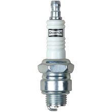 Charger l'image dans la galerie, 841 Copper Plus Spark Plug Champion Spark Plug Canada