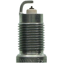 Charger l'image dans la galerie, 9200 Champion Iridium Spark Plug Champion Spark Plug Canada