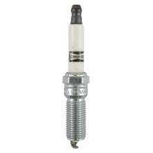 Charger l'image dans la galerie, 9665 Champion Iridium Spark Plug Champion Spark Plug Canada