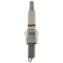 Load image into Gallery viewer, 977 Copper Plus Spark Plug Champion Spark Plug Canada