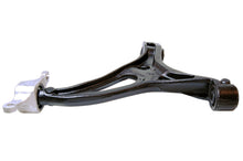 Charger l'image dans la galerie, GS101053 Suspension Control Arm Mevotech Original Grade Canada