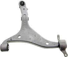 Charger l'image dans la galerie, CMS251233 Suspension Control Arm and Ball Joint Assembly Mevotech Supreme Canada