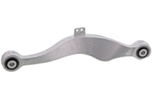 Load image into Gallery viewer, CMS251252 Lateral Arm Mevotech Supreme Canada