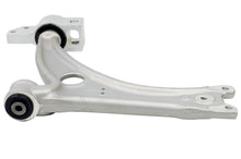 Load image into Gallery viewer, CMS701100 Suspension Control Arm Mevotech Supreme Canada