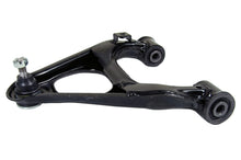 Charger l'image dans la galerie, CMS80175 Suspension Control Arm and Ball Joint Assembly Mevotech Supreme Canada