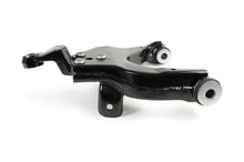 Load image into Gallery viewer, CMS86184 Suspension Control Arm Mevotech Supreme Canada