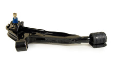 Charger l'image dans la galerie, CMS9810 Suspension Control Arm and Ball Joint Assembly Mevotech Supreme Canada