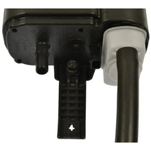 Charger l'image dans la galerie, CP3626 Standard Ignition Vapor Canister Standard Ignition Canada