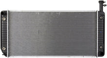 Load image into Gallery viewer, CU2713 Spectra Premium Radiator Spectra Premium Canada