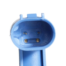 Load image into Gallery viewer, CXT105 Standard Import Engine Coolant Reservoir Standard Import Canada