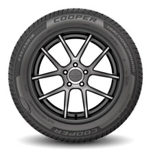 Charger l'image dans la galerie, 166618028 225/50R17 Cooper TractionCommand 94V Cooper Tires Canada