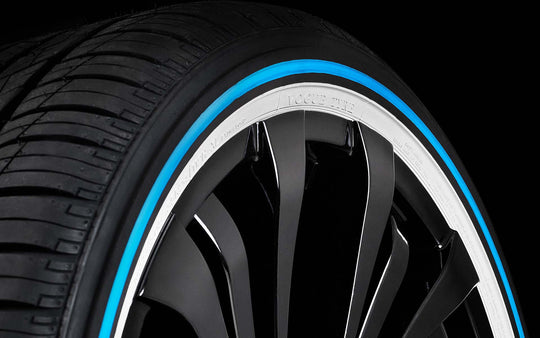 03313221 285/45R22XL Vogue Custom Built Radial SCT2 White/Blue Stripe 114H Vogue Tires Canada