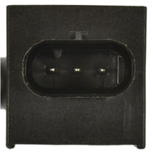 Load image into Gallery viewer, DPS114 Standard Ignition Diesel Particulate Filter (DPF) Pressure Sensor Standard Ignition Canada