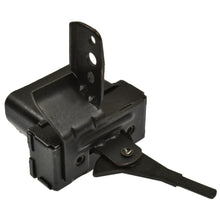 Load image into Gallery viewer, DS-2430 Fuel Tank Selector Switch Standard Ignition Canada