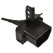 Load image into Gallery viewer, DS-2430 Fuel Tank Selector Switch Standard Ignition Canada