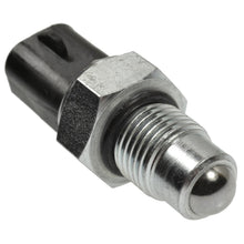 Charger l'image dans la galerie, DS-3393 Transfer Case Switch Standard Ignition Canada